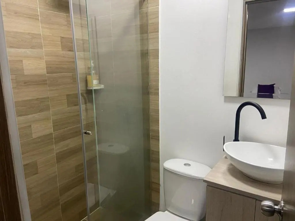 Aparta suites 502 Granada Cali