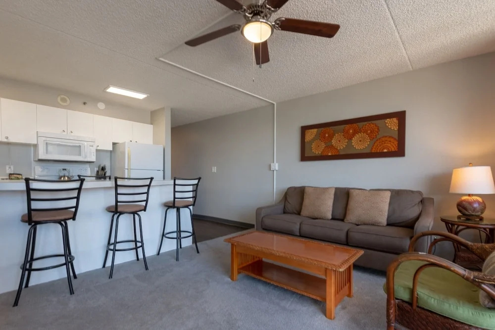 Tower 1 Suite 2506 - Qp 1 Bedroom Condo