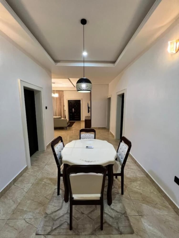 Pinkish By Riava Bed & Breakfast Abuja