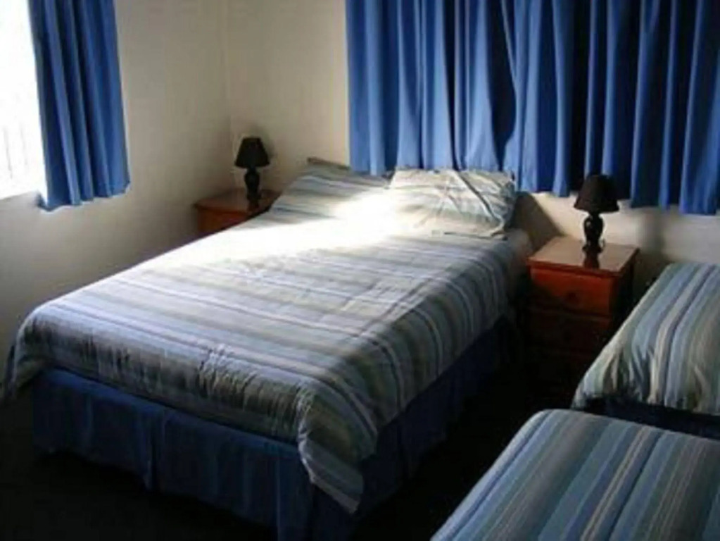 The Waratah Hotel