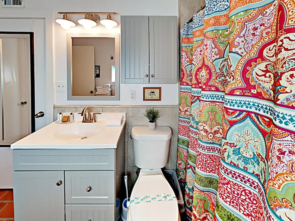 Cabinessence At La Playa - Two Bedroom Home