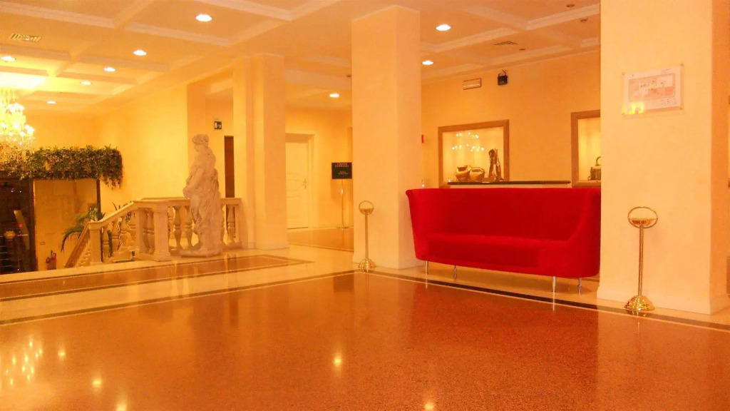 Ambassador Palace Hotel