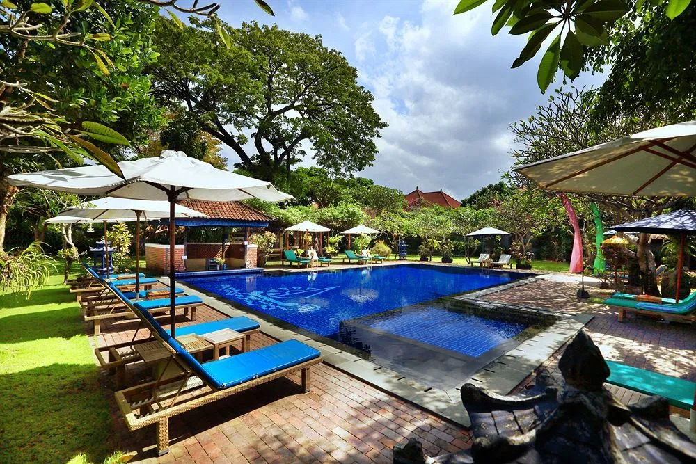 Laghawa Beach Hotel