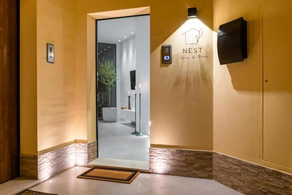 Nest House & Relax