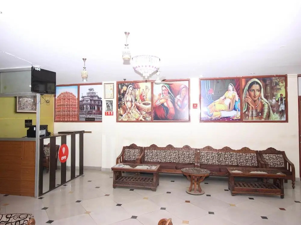 K comfort By OYO Rooms