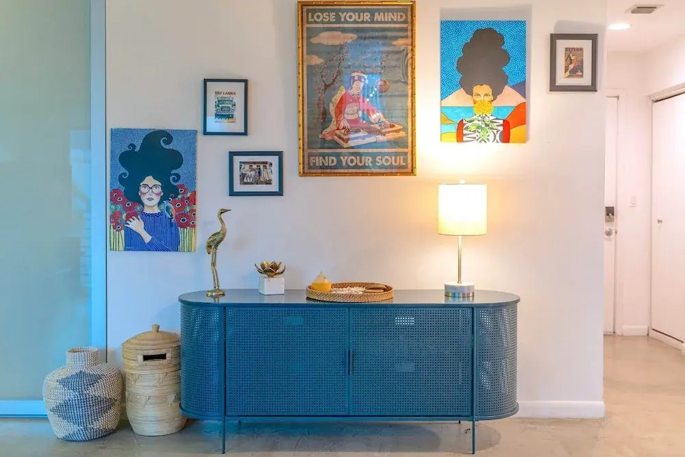 Stylish City Loft Downtown Steps to Bayfront Park