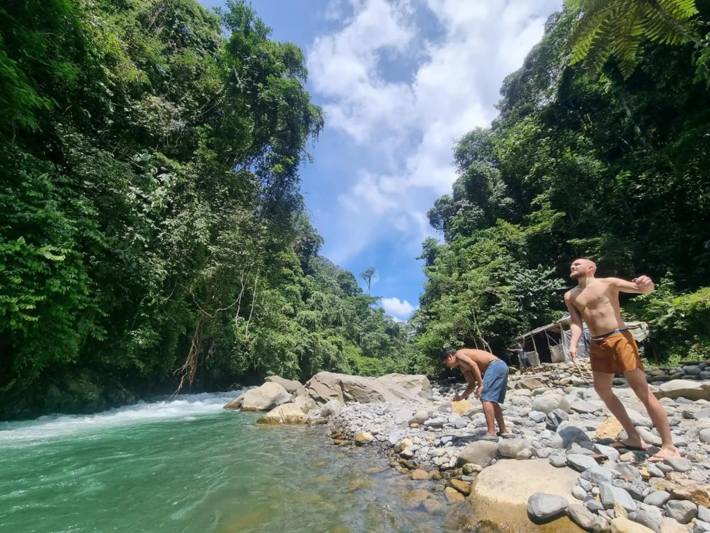 Lucky Bamboo-Bukit Lawang-Bungalows-Restaurant,Direct On The Jungle Border and Jungle Trekking Tours