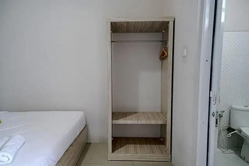 Urbanview Hotel Bari Syariah Palembang By RedDoorz