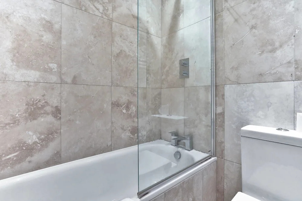 Luxurious and Spacious 1 Bedroom Apartment - South Kensington/ Chelsea