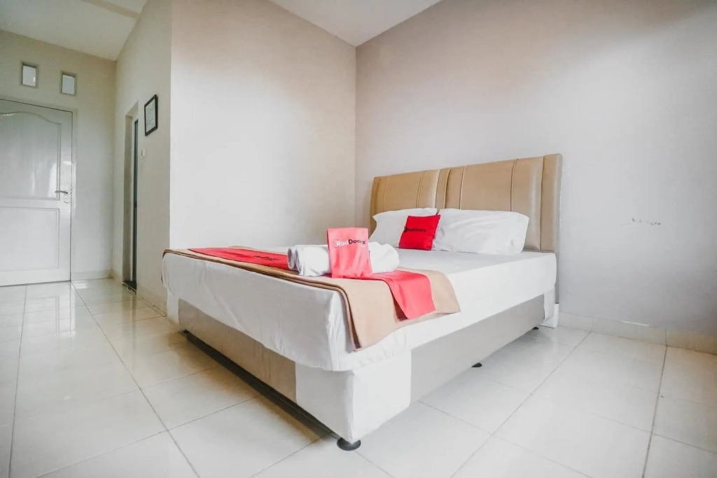 RedDoorz @ Jalan Hayam Wuruk Lampung