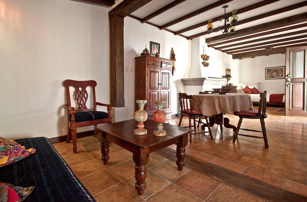 Villa Santa Ana Guatemala