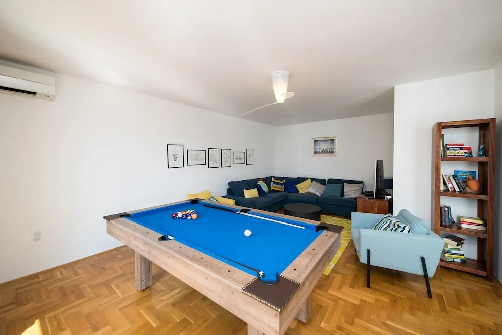 House Villa Jely