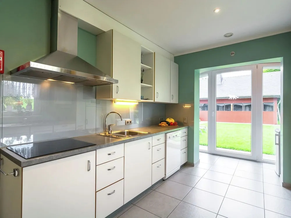 Classy Villa in Bllingen With High Fens and Town of Spa Nearby