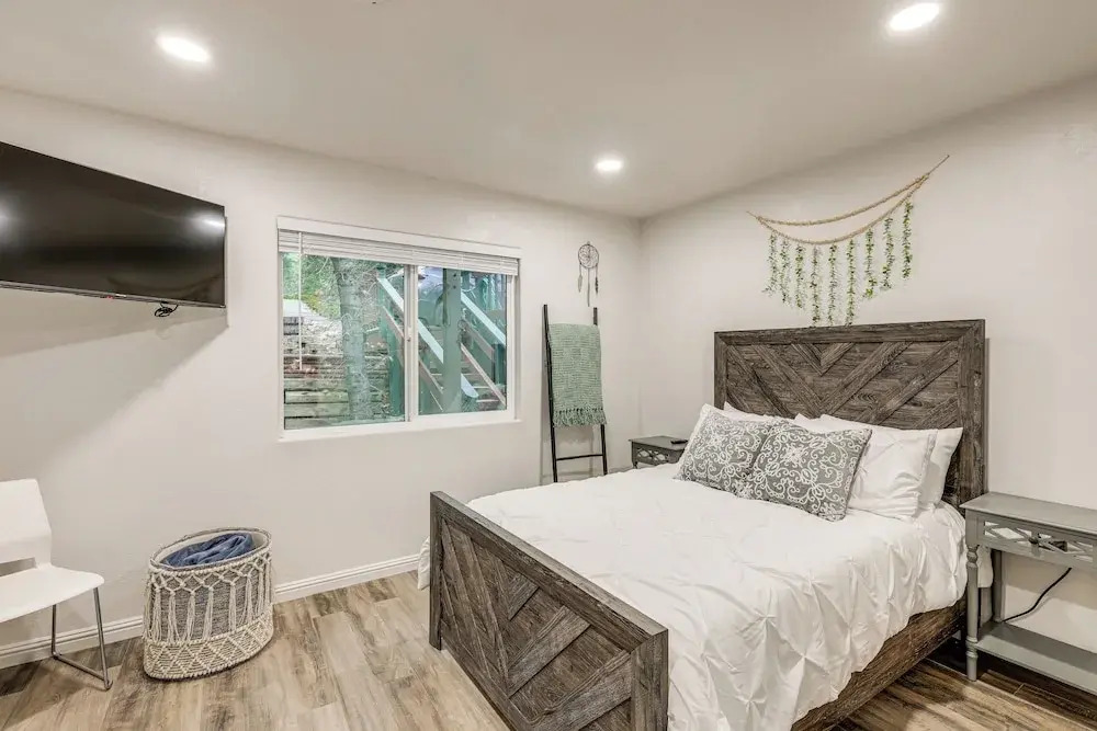 1 Mi to Lake Gregory! Updated Family Home w/ Deck