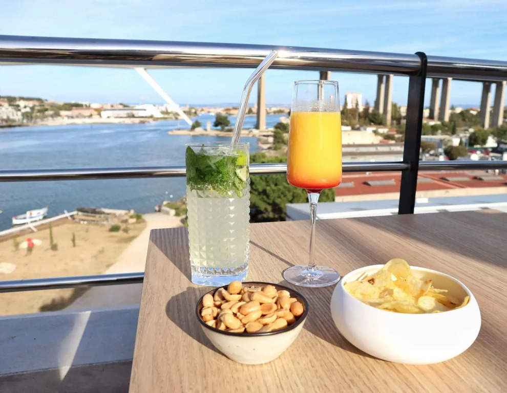 Golden Tulip Hotel & Rooftop Martigues Provence