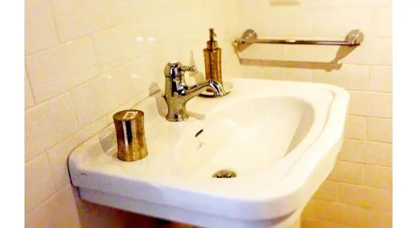 Vanity House