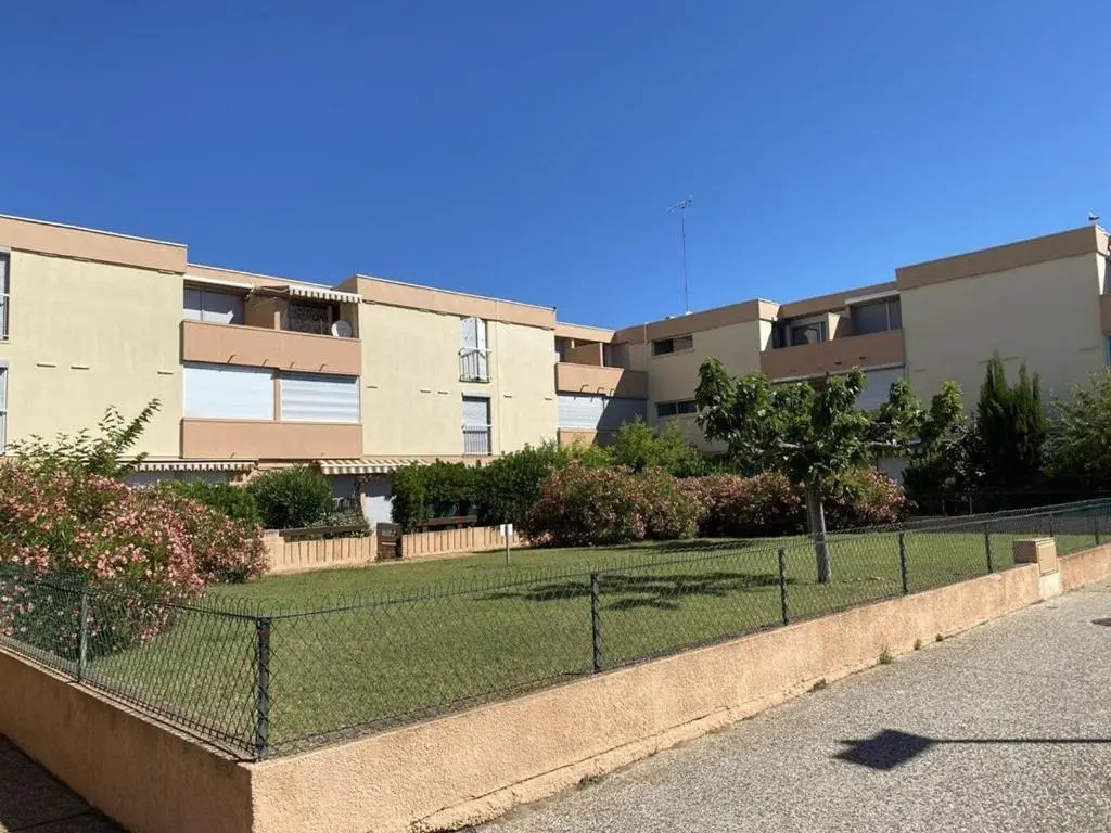 Appartement Balaruc-les-Bains, 2 pièces, 2 personnes - FR-1-553-119