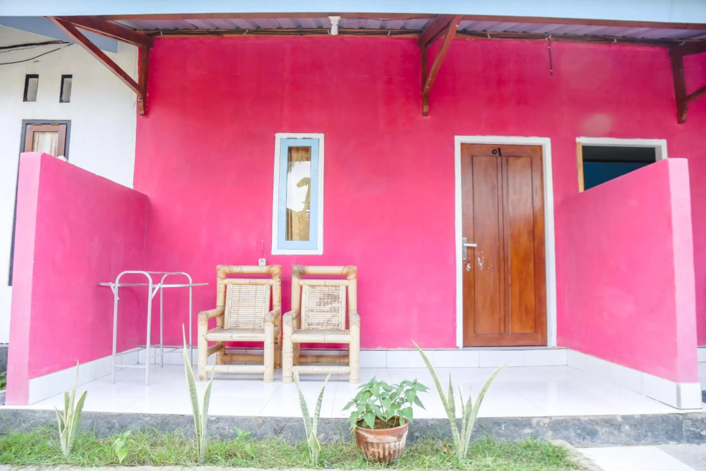OYO 1662 Zury Homestay