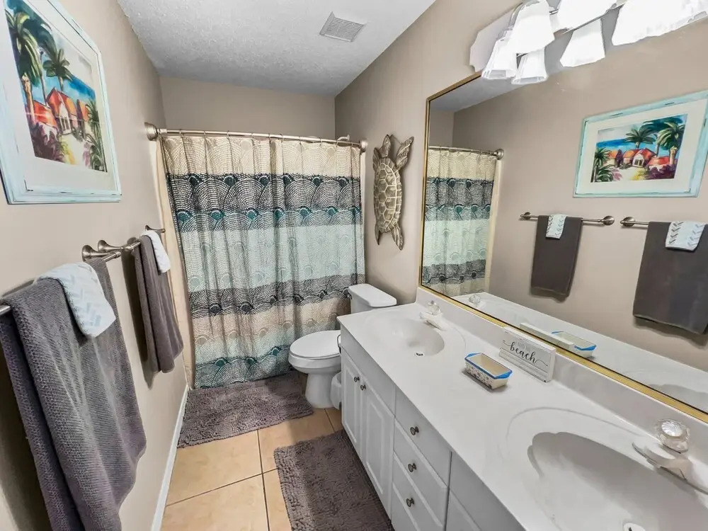 Mary Ann's Turquoise Turtle by Destin Getaways