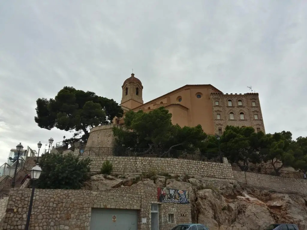 Apartamento de lujo en primera línea de la playa de Cullera con vistas al Castillo