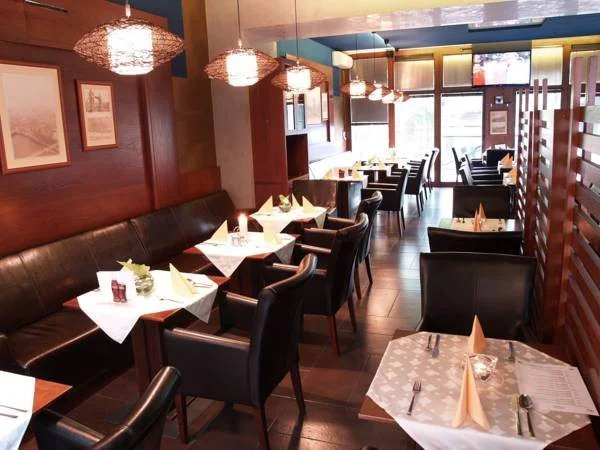 LONDON Boutique hotel & Restaurant