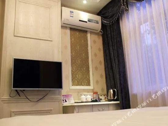 Qiha E-sports Hotel (Jinhua Government World Trade City Plaza)