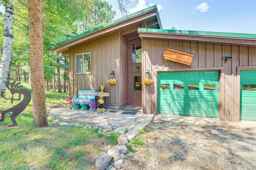 Monte Verde Lake Access & Views: Spacious Retreat!