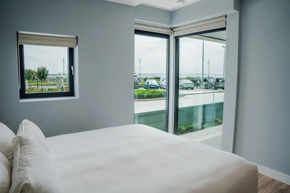 Shoreline Apartments