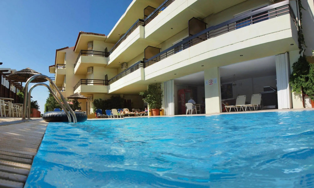 Caravel Hotel Apartments