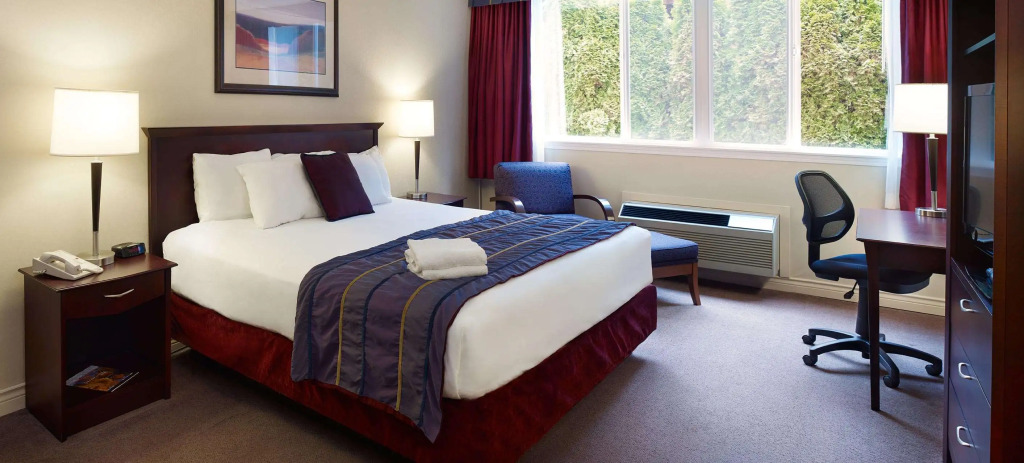 Harrison Hot Springs Resort & Spa