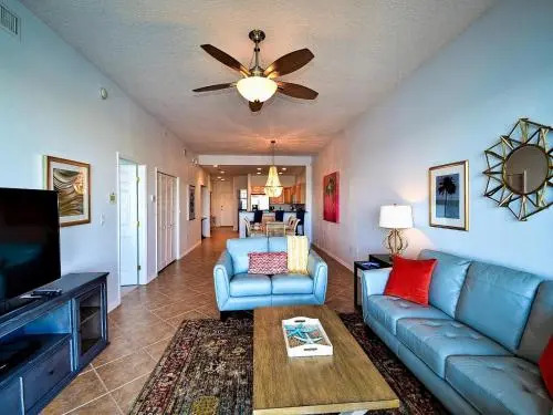Harborview Grande 503