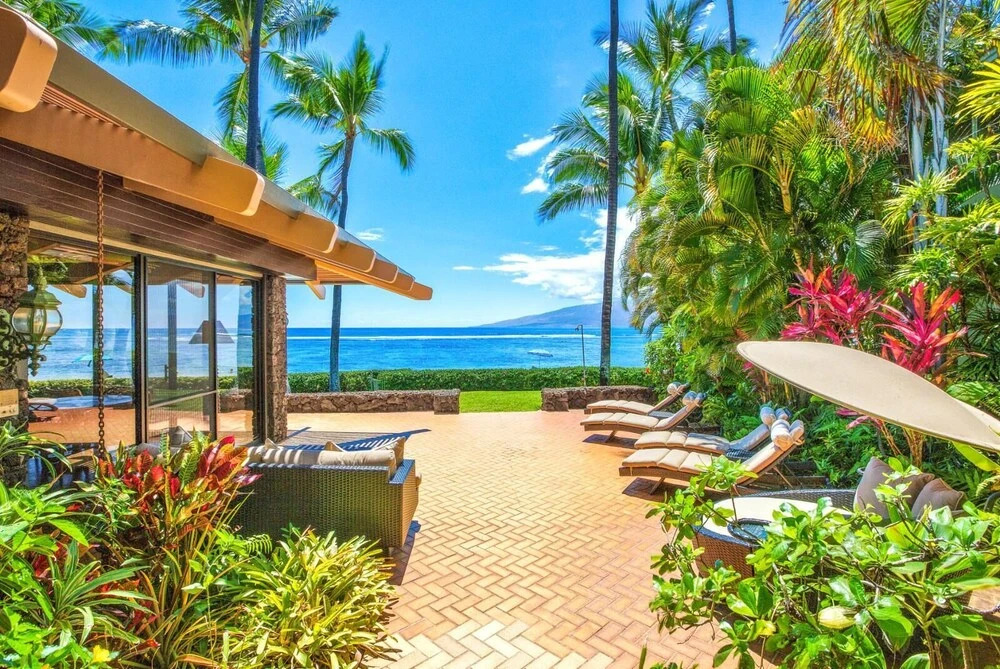K B M Resorts- Bay-35 Presidential 5bd, 5ba Beach-front Estate, A/c, Private Yard!