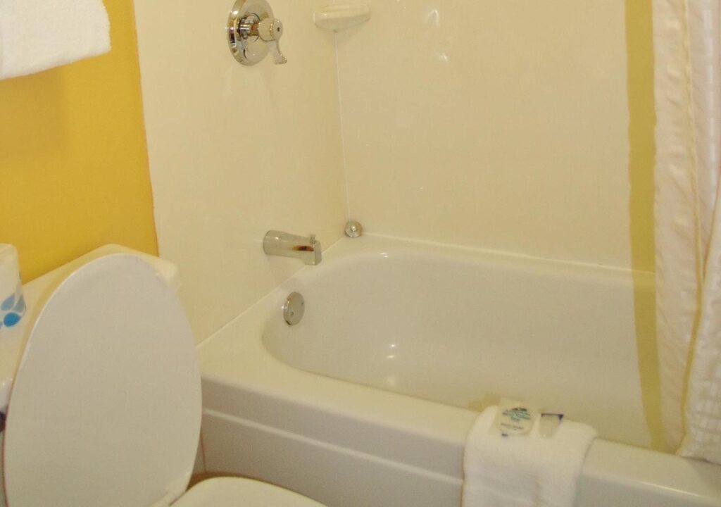 Americas Best Value Inn and Suites Little Rock