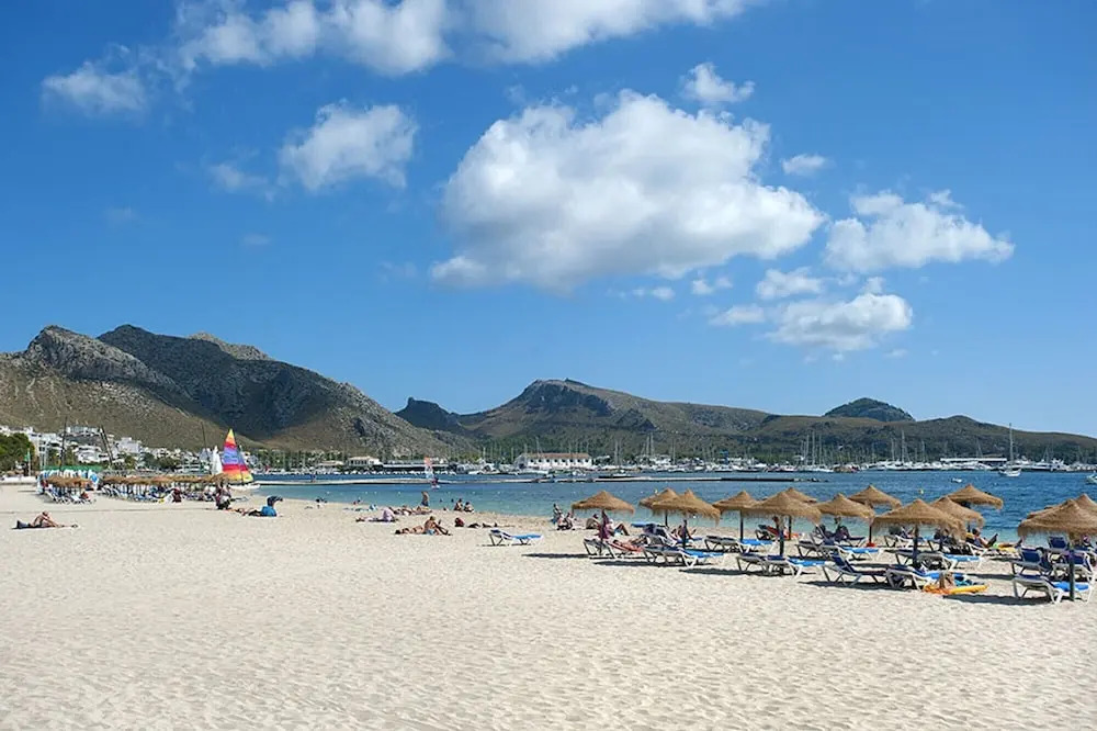 Beach House Marina