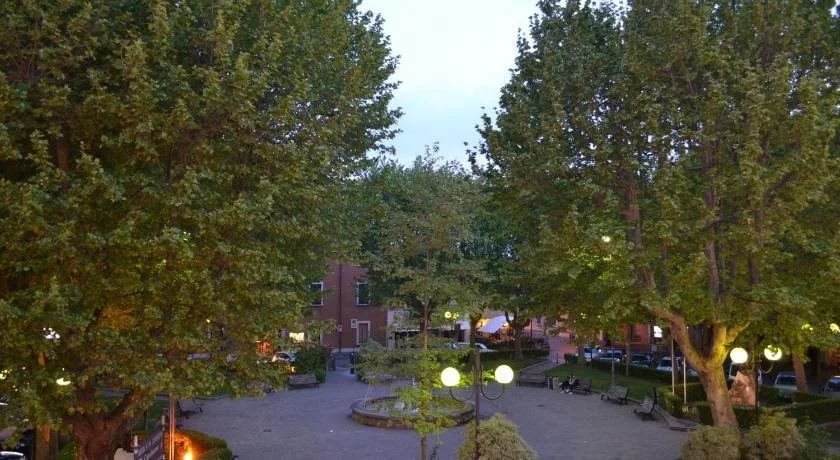Relais De La Place - Downtown