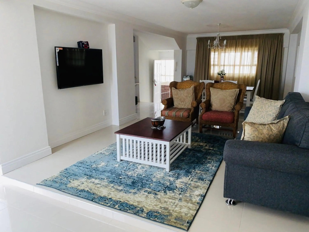 Bencorrum Self-Catering Apartments