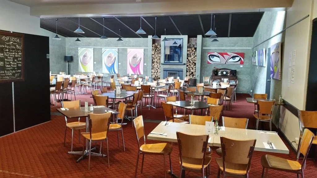 Fish Creek Hotel