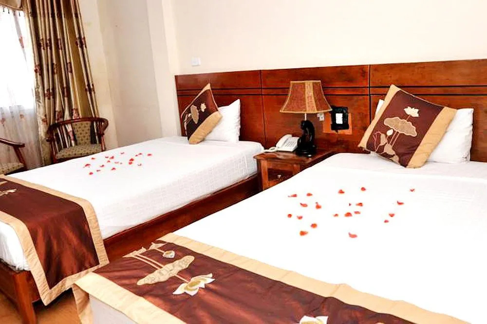 Hanoi An Father's Hotel & Travel