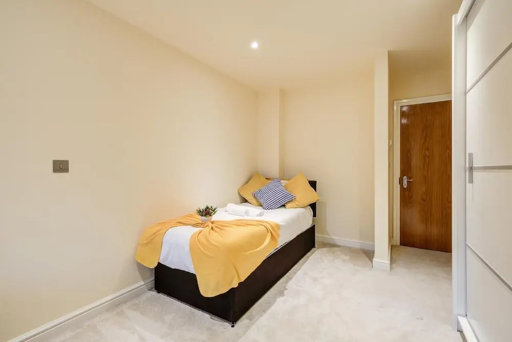 Mill Cross Apartments