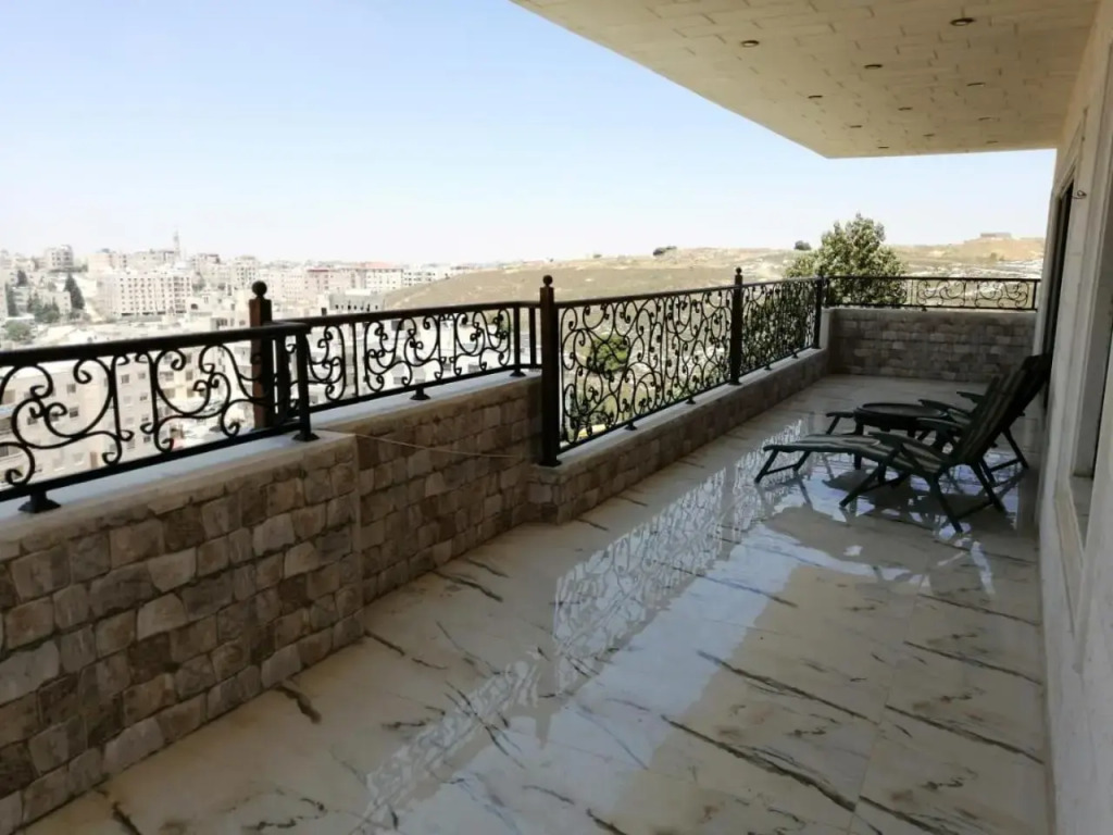 Charming 2 BR with a Huge Terrace and an Amazing View