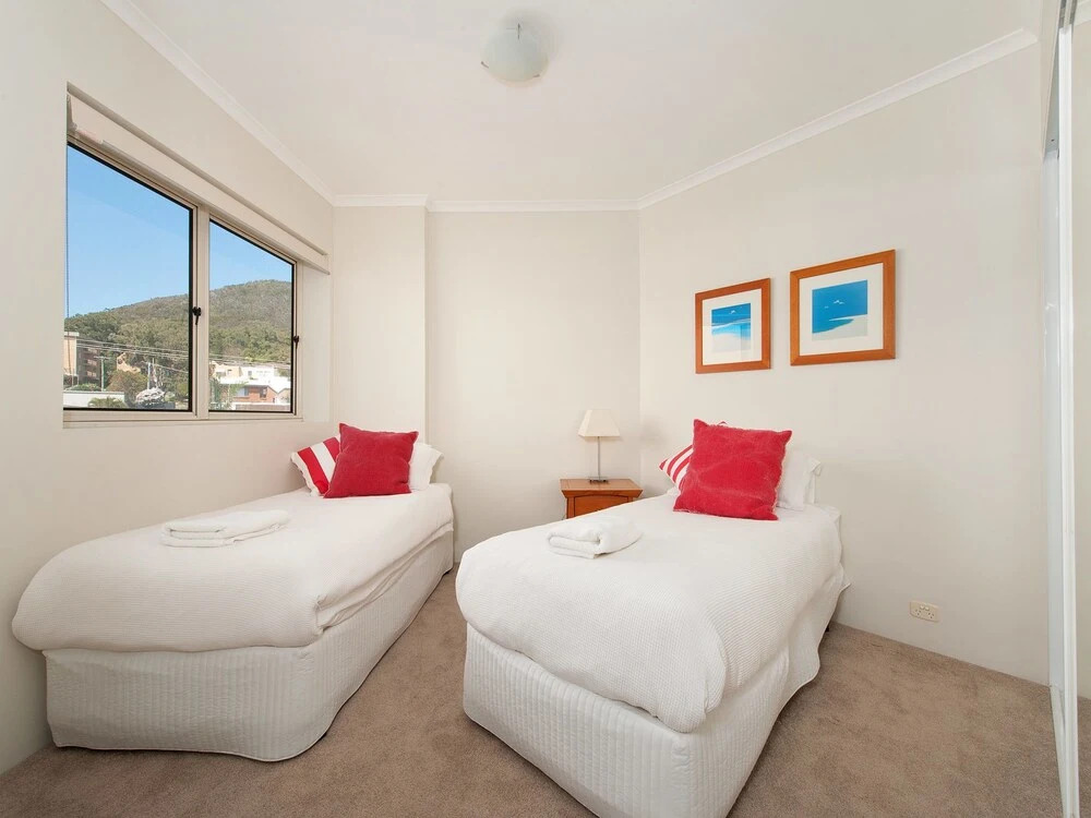 Breakwater Apartment, Unit 205/2 Messines Street