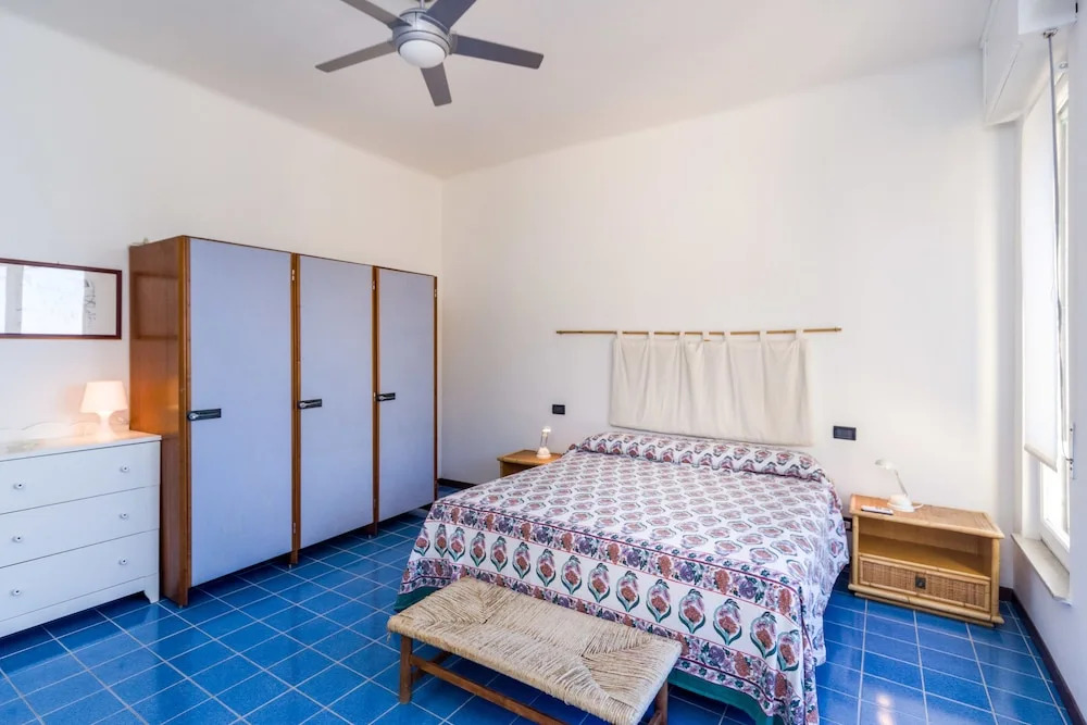Monterosso Apartments