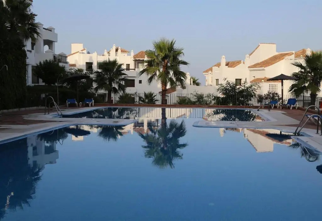 3 bed Penthouse great views