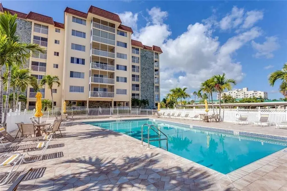 Sand Caper 202 - Two Bedroom Condo