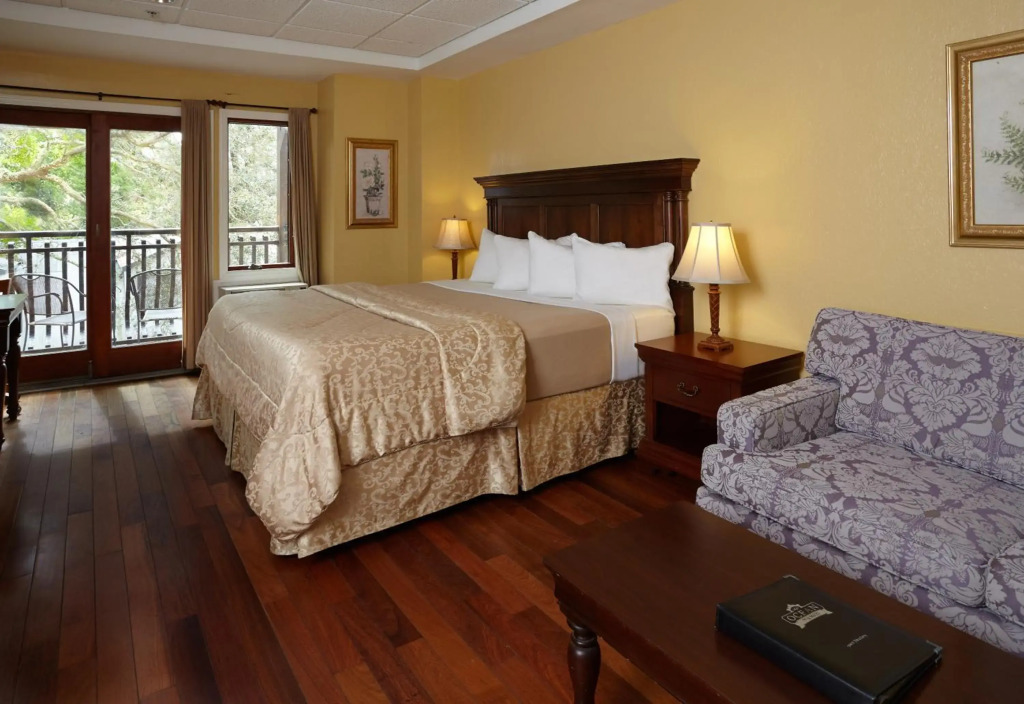 Ocean Inn & Suites