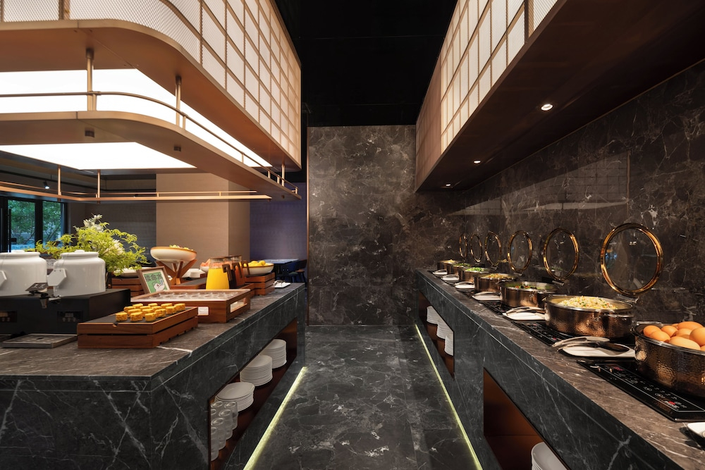 h Crystal Hotel  Xi'an West 2nd  Branch