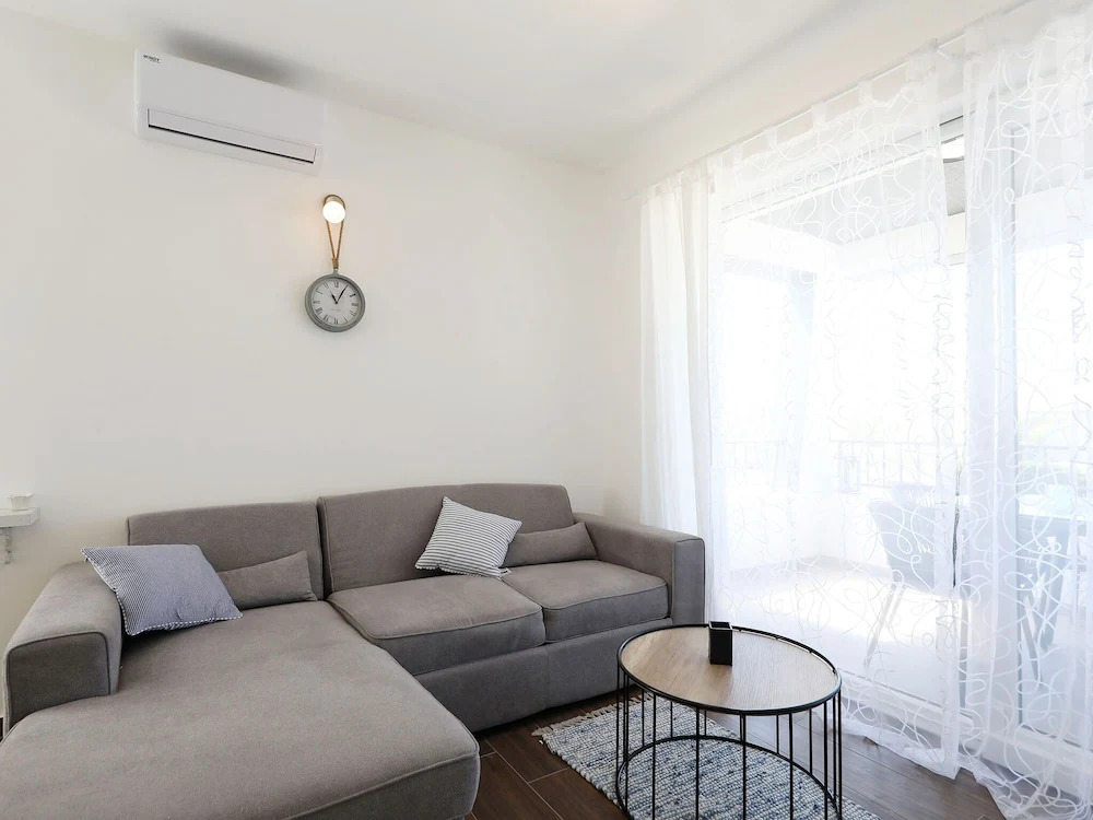 Modern and Luxurius Apartment With Swimingpool, Nice sea View Terrace