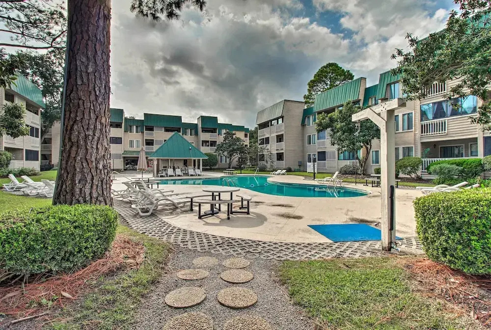 Closest 2 BR to the Beach! Hilton Head Condo