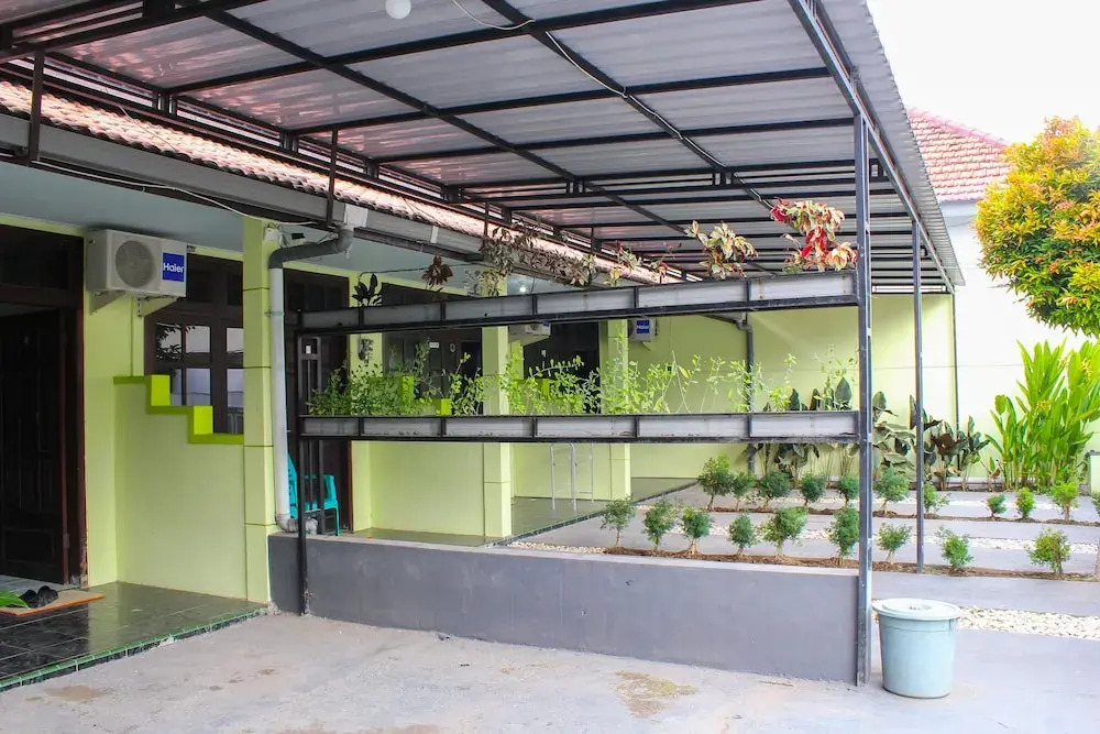 OYO 1479 A&a Inn