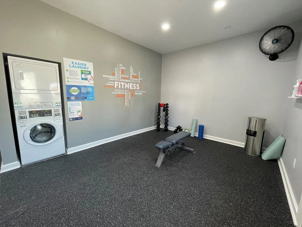 Runaway Bay 212 1 Bedroom Condo by RedAwning